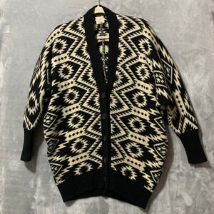 Golden Poppy Bohemian Cardigan Med Button Front Aztec‎ Geometric Pattern Sweater
